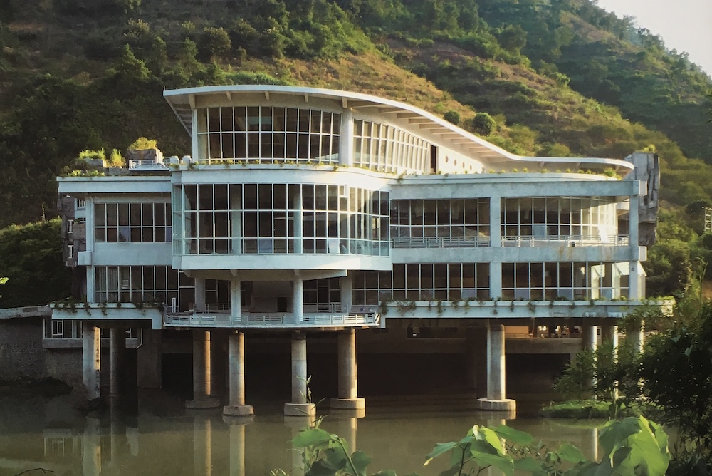Outside of the Zhiwei Tu Art Museum